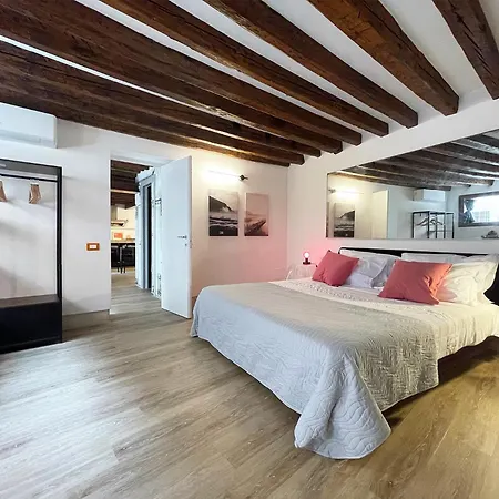 Daire Ca' Consorti Ai Gesuiti - 2 Bedrooms On The Lagoon Stage Venedik