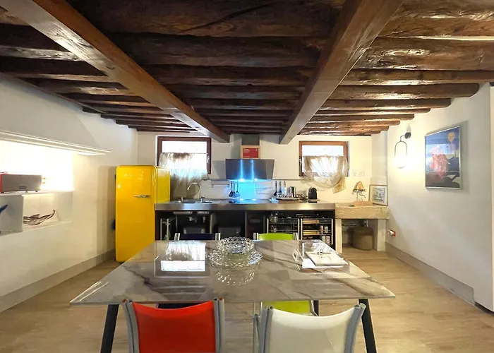 Lägenhet Ca' Consorti Ai Gesuiti - 2 Bedrooms On The Lagoon Stage *